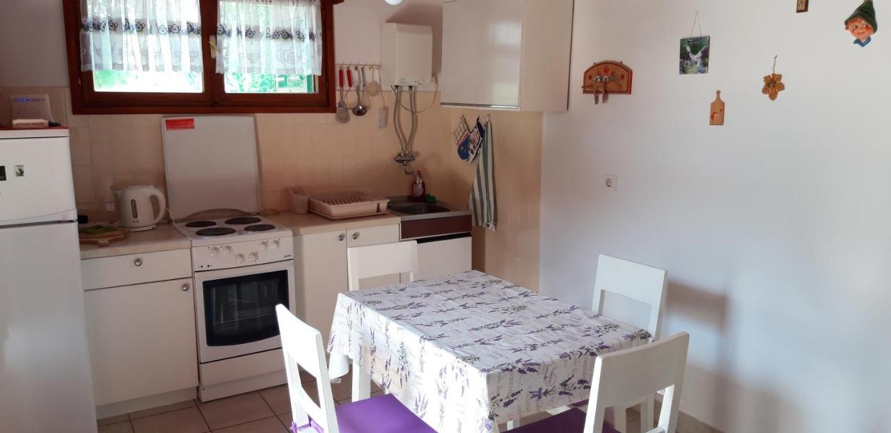 Holiday Home Oleander Zaboric Luaran gambar